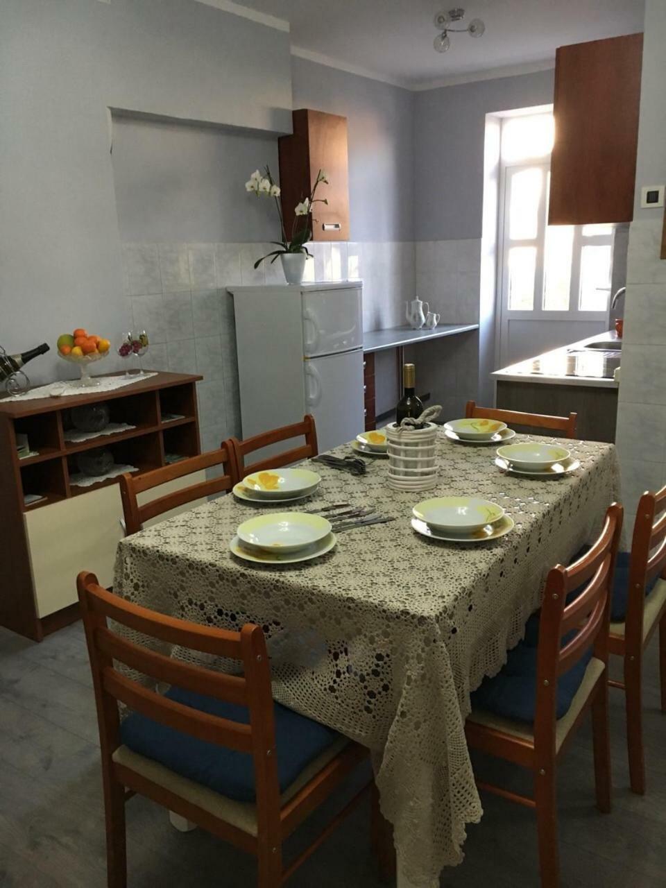 Apartment Kumicic - 3 Bedrooms อิตชิชี ภายนอก รูปภาพ