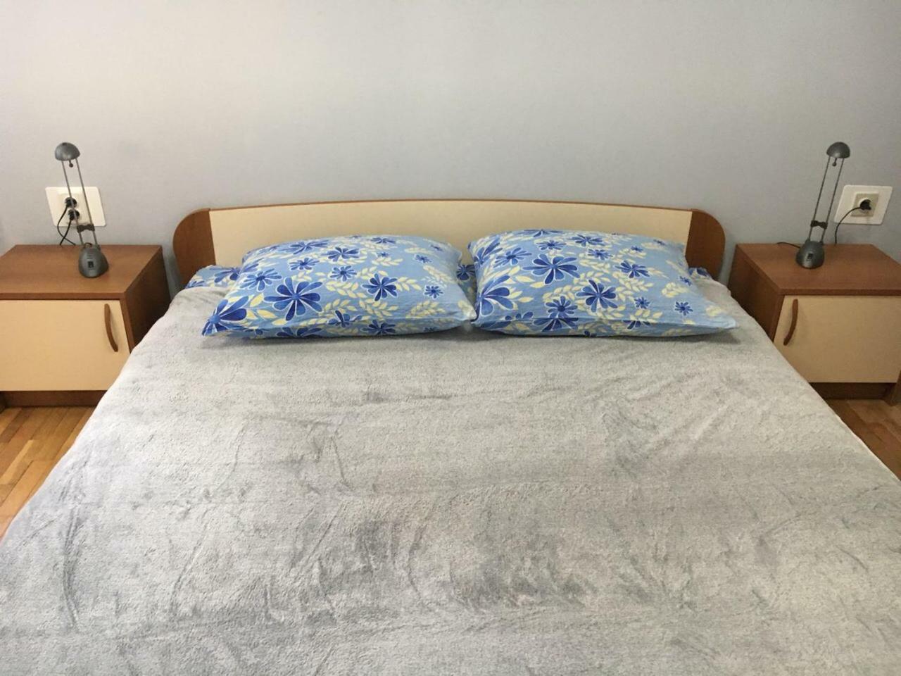 Apartment Kumicic - 3 Bedrooms อิตชิชี ภายนอก รูปภาพ