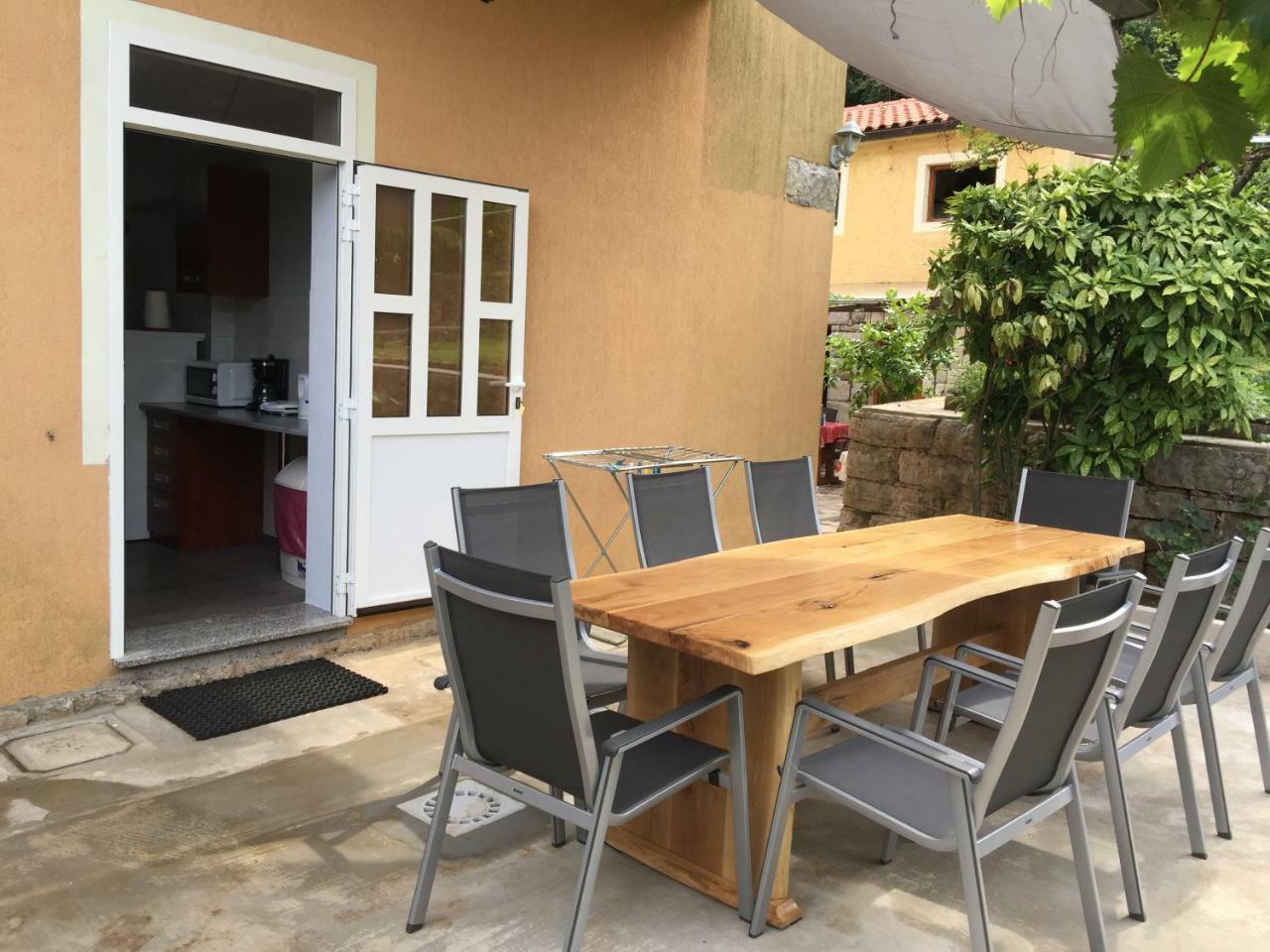 Apartment Kumicic - 3 Bedrooms อิตชิชี ภายนอก รูปภาพ